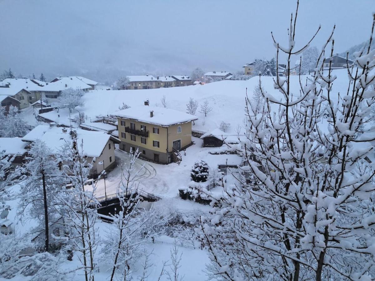 B&B La Casa Delle Bambole Panchià Eksteriør bilde